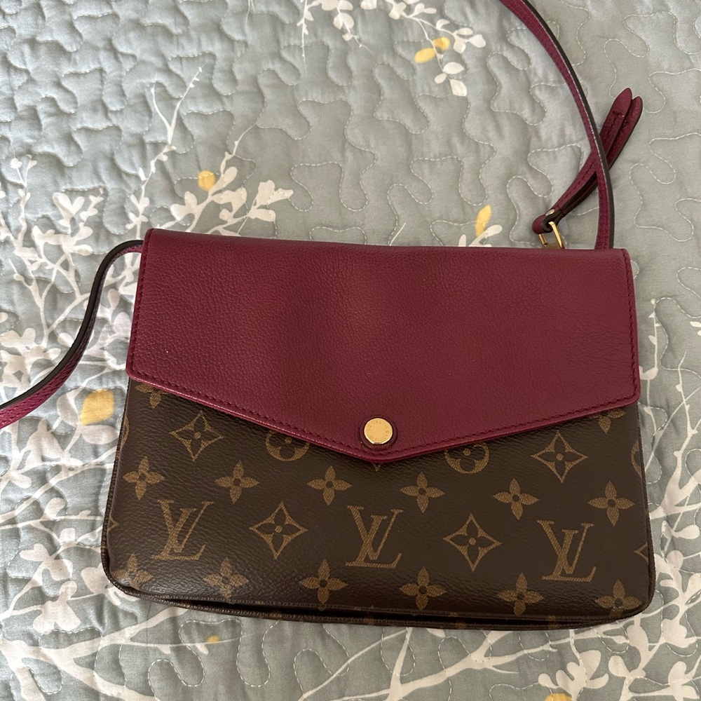 Louis Vuitton crossbody